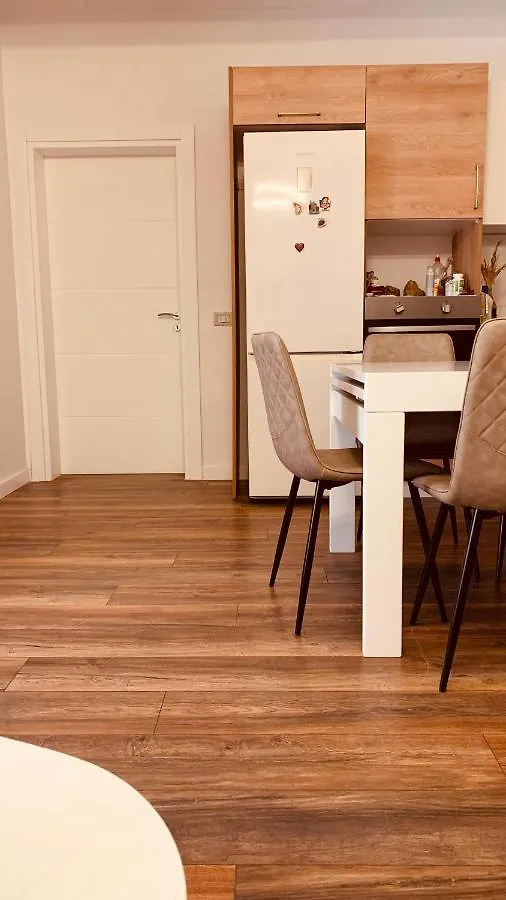 Comfortable Apartment Lungomare Vlore