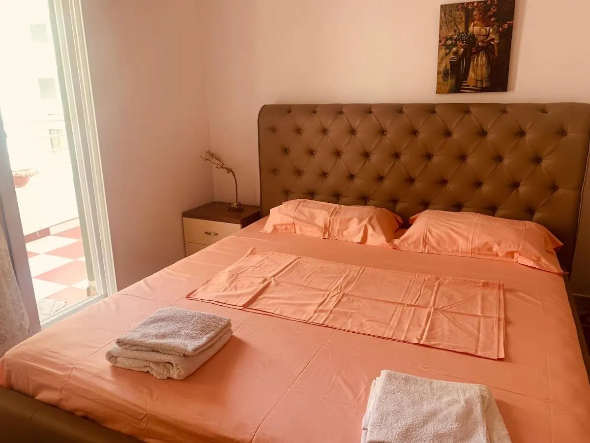 Comfortable Apartment Lungomare Vlore 0*,  Albania