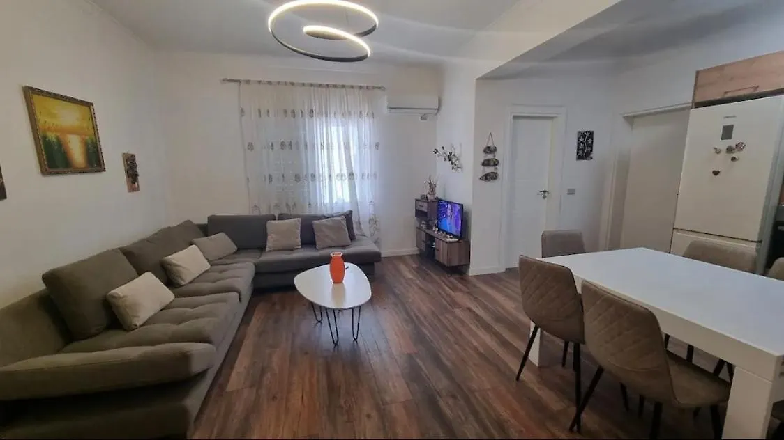 Comfortable Apartment Lungomare Vlore